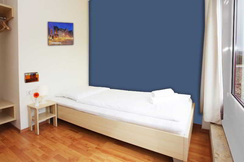 מלון A&O Muenchen Laim מראה חיצוני תמונה